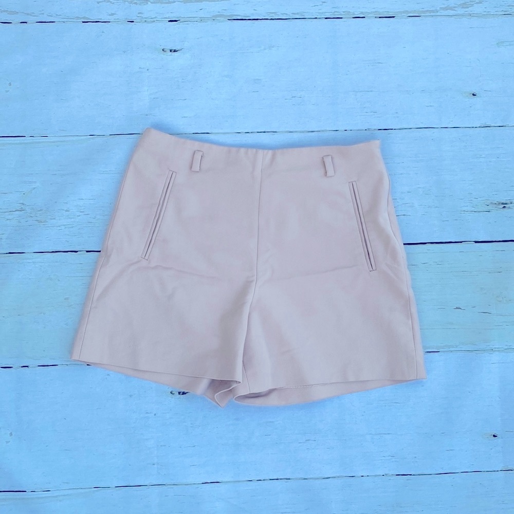 ⭐️ 2/$25 ⭐️ Zara shorts